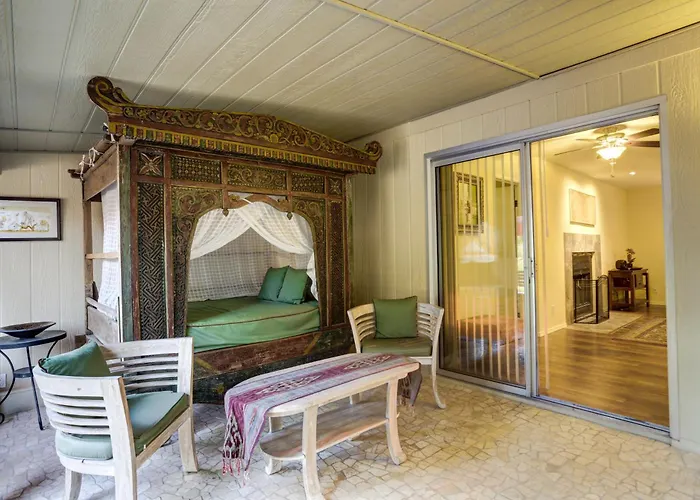 Zen Desert Home, Great Location